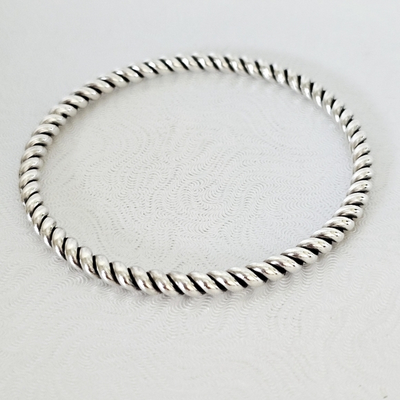 Rare Silpada Sterling Silver Twisted Rope Heavy Bangle Bracelet B1614 - Picture 1 of 12